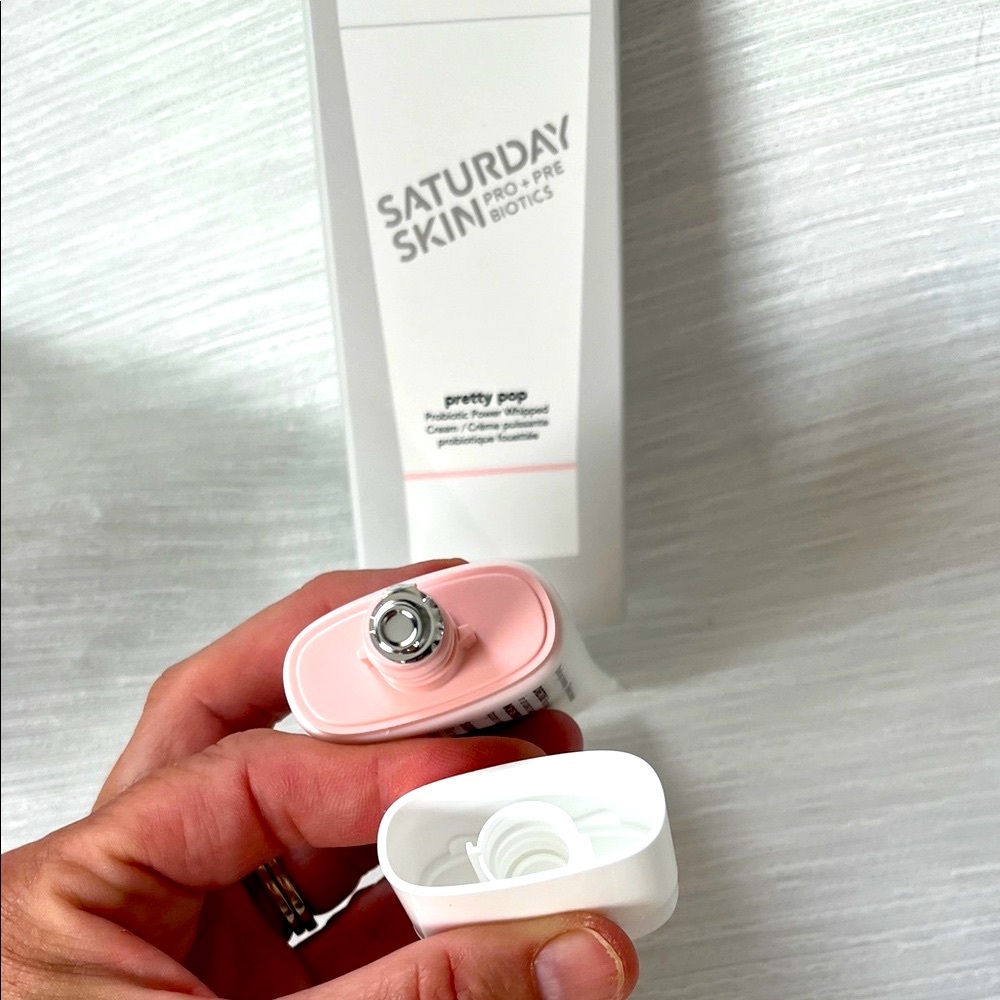 Saturday Skin Pretty Pop Probiotic Power Whipped Cream